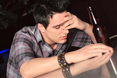 Лечение подросткового алкоголизма в Вольске